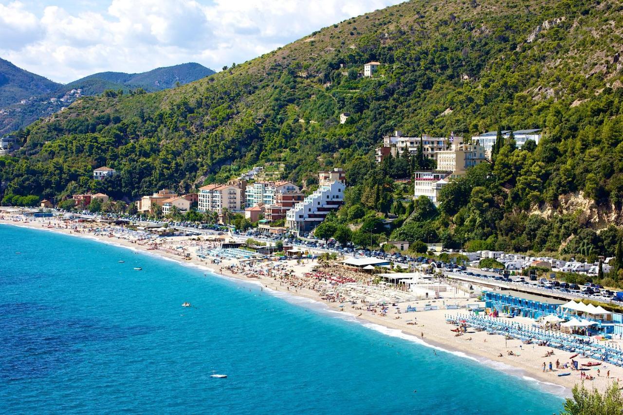 B&B Isola Dei Gabbiani Bergeggi Buitenkant foto