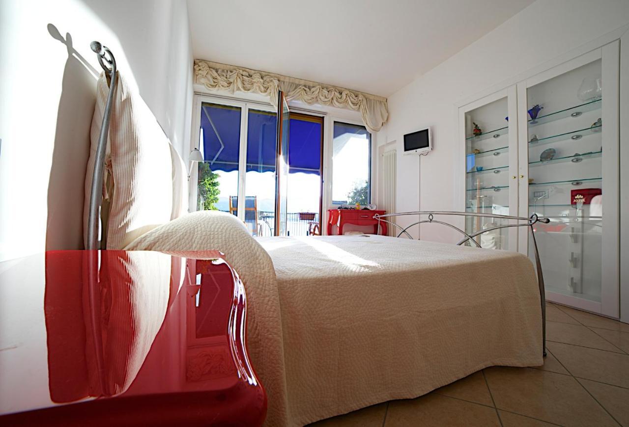 B&B Isola Dei Gabbiani Bergeggi Buitenkant foto